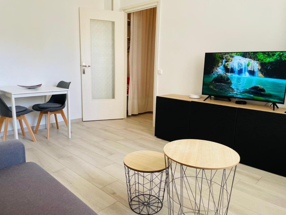 Magnifique Studio Independant Au Rez-De-Chaussee Tassin-la-Demi-Lune Exteriör bild